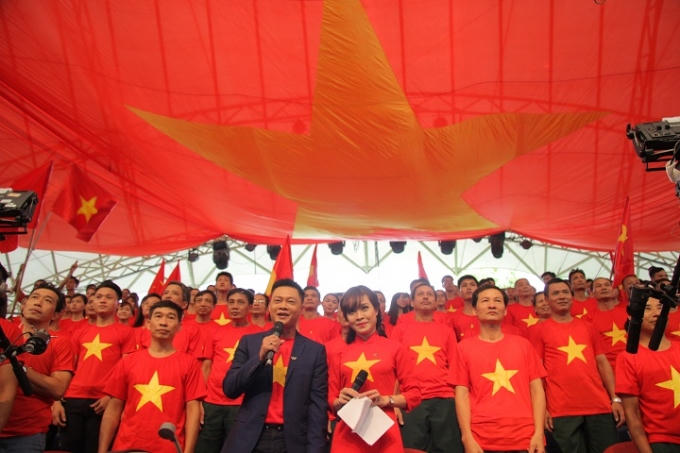 Đồng h&agrave;nh c&ugrave;ng chương tr&igrave;nh l&agrave; MC Quang Minh v&agrave; MC Ho&agrave;ng Trang...&nbsp;