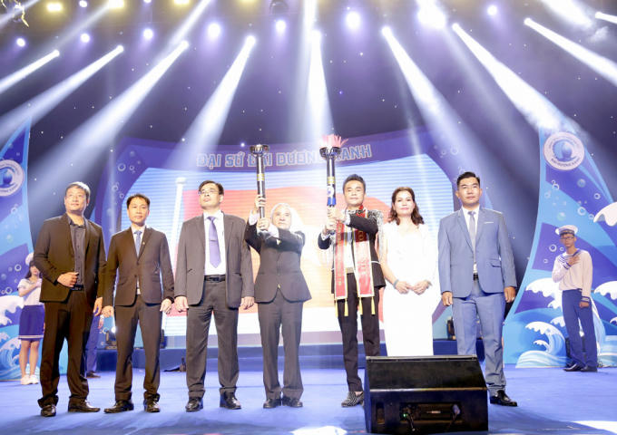 Lễ công bố Hành trình tìm kiếm “Đại sứ Đại Dương Xanh”.