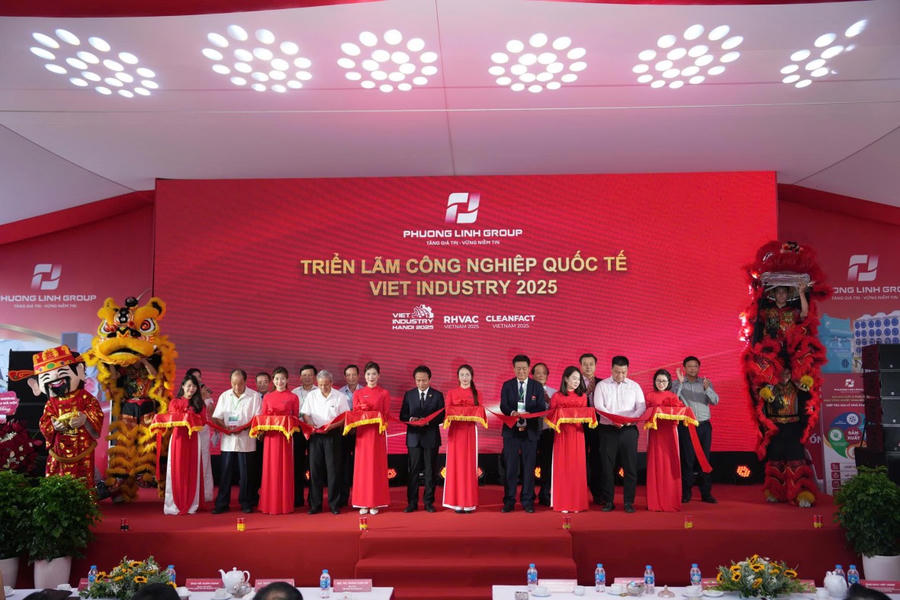 Phương Linh Group là nhà tài trợ Bạch Kim của cuộc triển lãm năm nay.
