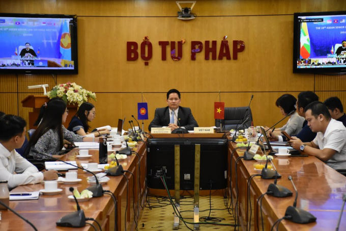 Ông Nguyễn Hữu Huyên, Vụ trưởng Vụ Hợp tác quốc tế ,Trưởng đoàn phát biểu tại Hội nghị.