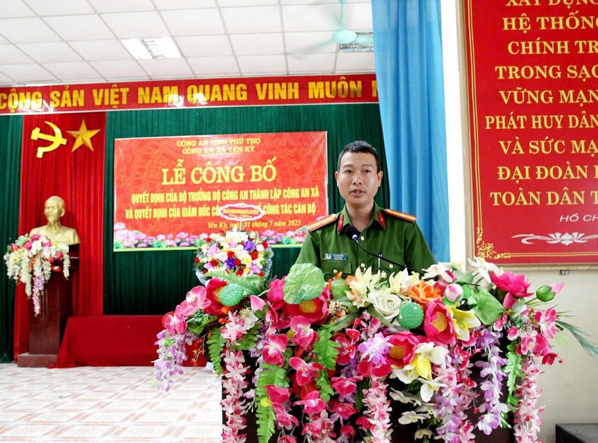 Thiếu tá Lê Tiến Dũng phát biểu tại buổi lễ nhận nhiệm vụ.