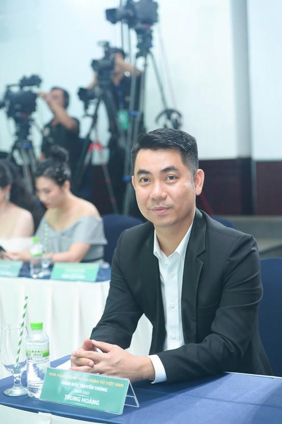 Nhà báo Trung Hoàng - Giám đốc truyền thông cuộc thi