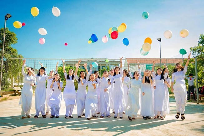 &nbsp;Nếu thấy học sinh vẫn c&ograve;n thời gian rảnh để học dồn học vượt rồi c&oacute; thể r&uacute;t ngắn thời gian học th&igrave; h&atilde;y thiết kế chương tr&igrave;nh ch&iacute;nh kh&oacute;a dạy th&ecirc;m cho học sinh nhiều kỹ năng sống hơn.