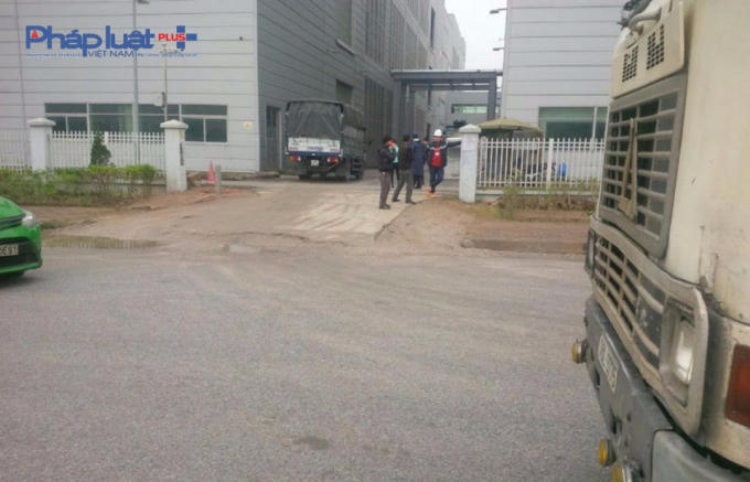 Công ty Lens vẫn bất chấp hoạt động dù chưa được cho phép.