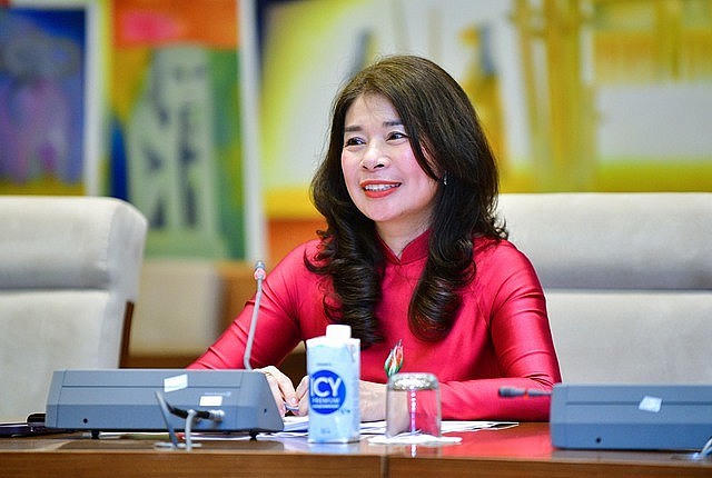 Bà Lê Thu Hà - Phó Chủ nhiệm Ủy ban Đối ngoại của Quốc hội khóa XV giữ chức Phó Chủ nhiệm Văn phòng Quốc hội. (Ảnh: chinhphu.vn)