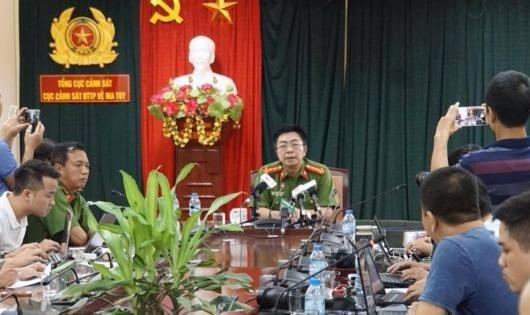 Vụ hai tử t&ugrave; bỏ trốn: Kho&eacute;t gạch, lấy cơm trộn kem đ&aacute;nh răng giả l&agrave;m vữa để che mắt quản gi&aacute;o