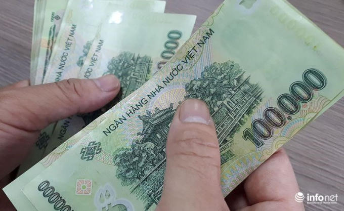 DD7DC329-51E4-4D53-8053-288366C20F6C.