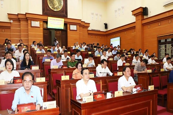 Quang cảnh kỳ họp.