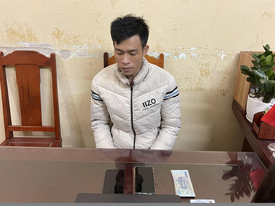 Đối tượng Hà Văn Quân và  các tang vật thu được