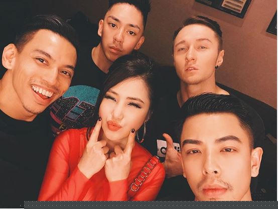 chi pu khoe dang quyen ru voi do the thao cuc chat khien fan tram tro hinh anh 8