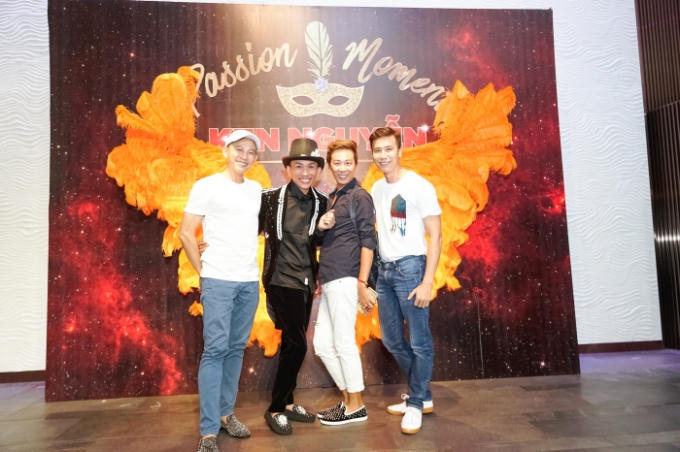 Đạo diễn Lê Việt.