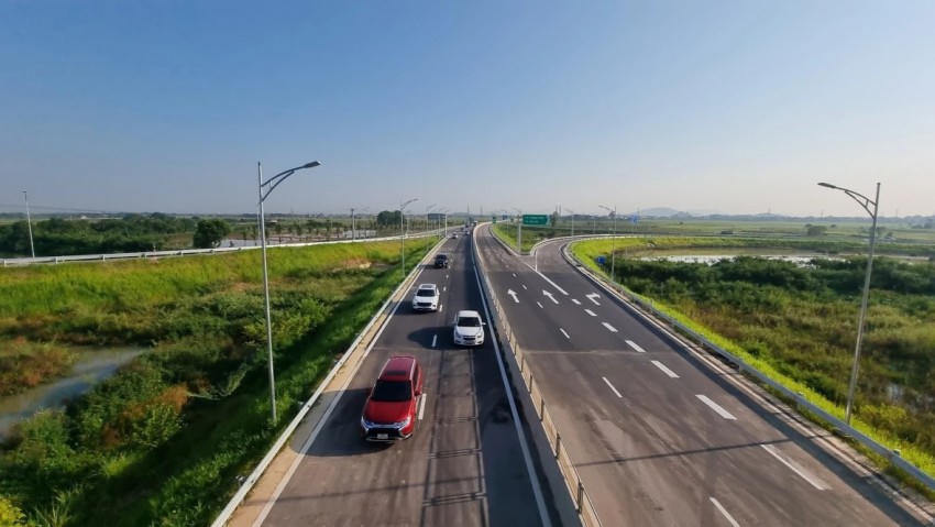 Hạ tầng giao thông kết nối Nghệ An- Hà Nội ngày càng hoàn thiện. Ảnh: Báo Chính Phủ