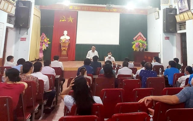 Nghệ An: Để người đang cách ly tại nhà tự ý đi nhiều nơi, chủ tịch xã bị kỷ luật