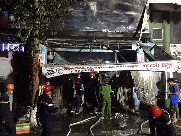 Hiện trường vụ cháy khiến 3 người tử vong.