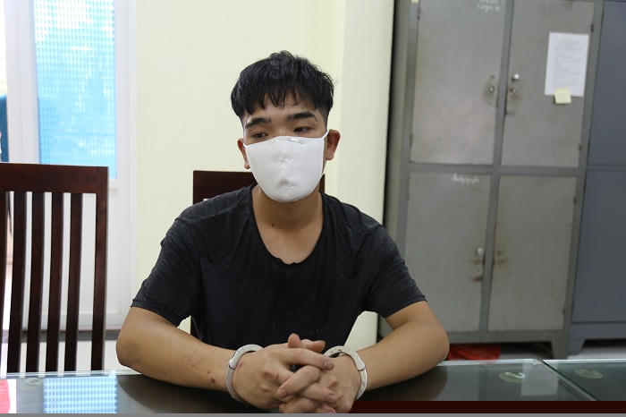 Đối tượng tại cơ quan công an