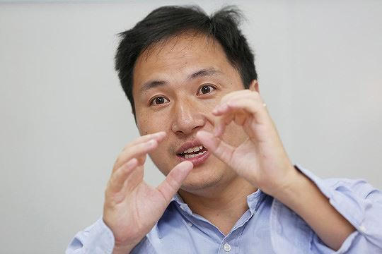 Ông He Jiankui. Ảnh: Reuters