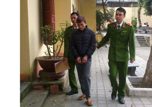 Đối tượng Doãn Đình Chiến tại Cơ quan công an.