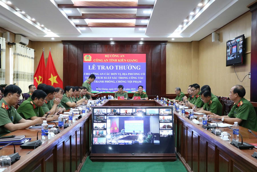 Toàn cảnh buổi Lễ trao thưởng