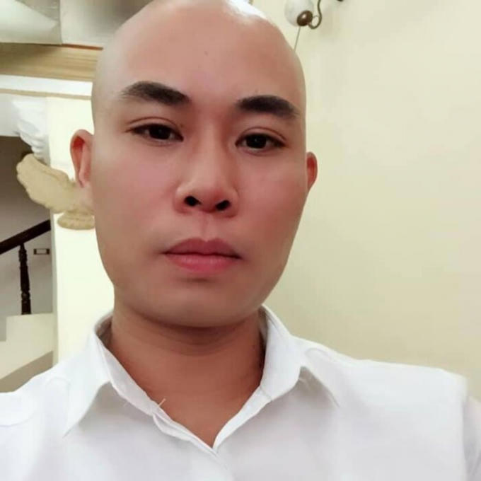 Vào năm 2012, gia đình Tú chuyển về phường Đồng Bẩm sinh sống, đến năm 2017 lại chuyển đi nơi khác nhưng hộ khẩu vẫn còn giữ tại địa phương.