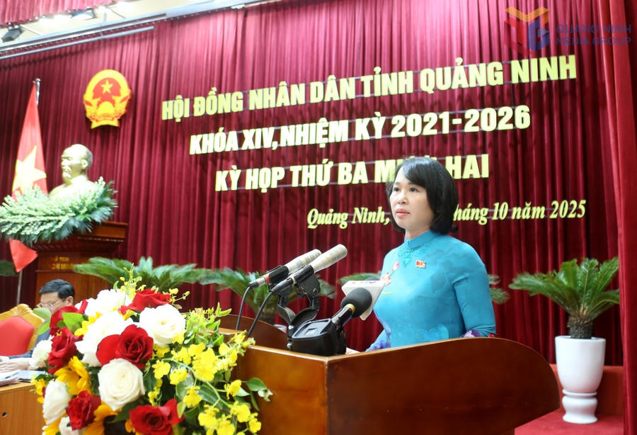 Bà Trịnh Thị Minh Thanh, Chủ tịch HĐND tỉnh Quảng Ninh phát biểu bế mạc kỳ họp