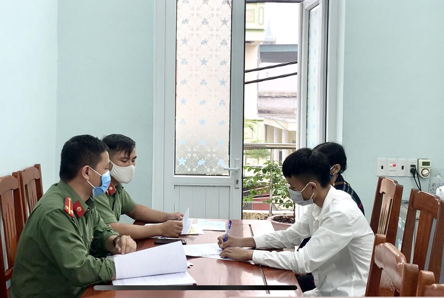 Công an TP.Sầm Sơn làm việc với V.Đ.Q