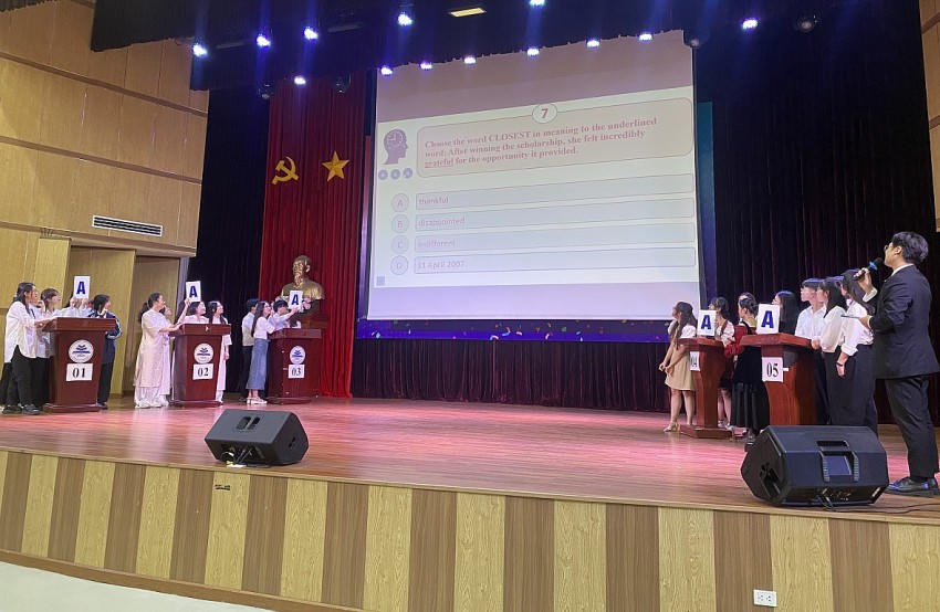 Cuộc thi không chỉ thúc đẩy việc học Tiếng Anh cho sinh viên, học sinh mà còn là sân chơi bổ ích, thiết thực cho các em.