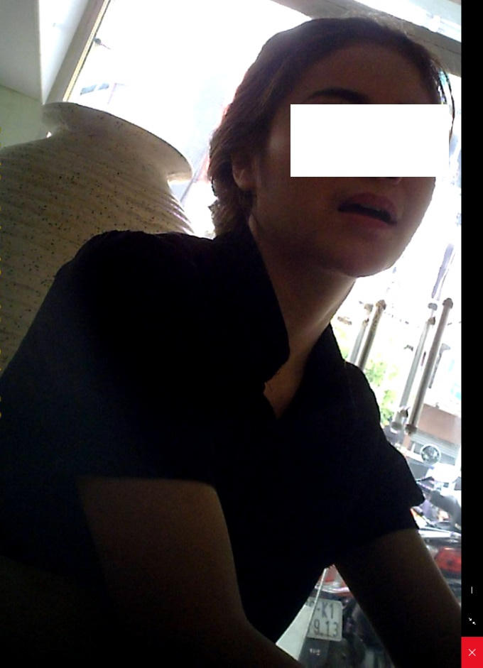 Người tên T. xưng là bác sỹ trực tiếp tư vấn dịch vụ phẫu thuật thẩm mỹ cho phóng viên.