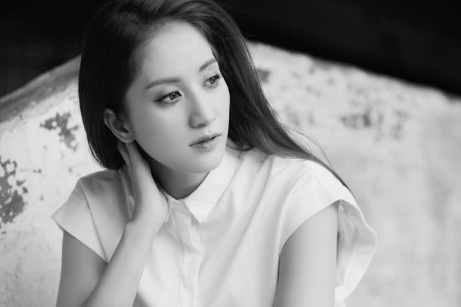 Khánh Thi lần đầu trải lòng về khó khăn mà mình đã trải qua trong cuộc sống.