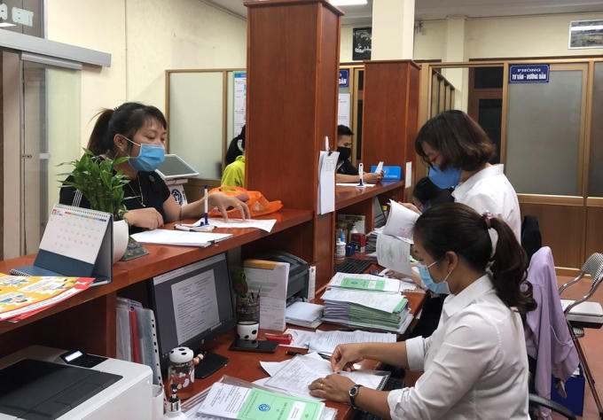 BHXH TP Hải Phòng tích cực triển khai các giải pháp hỗ trợ, tháo gỡ khó khăn cho đơn vị bị ảnh hưởng bởi dịch bệnh .