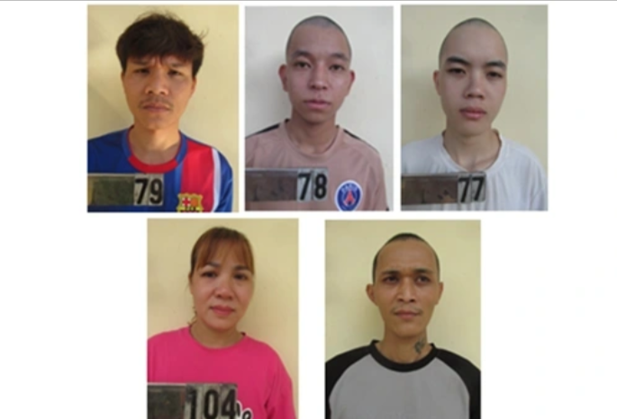 Nhóm đối tượng bị bắt giữ tại Cơ quan điều tra.