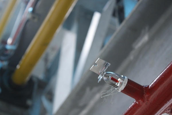 Một thiết bị báo cháy khi sự cố xảy ra. Ảnh: Như Trường.