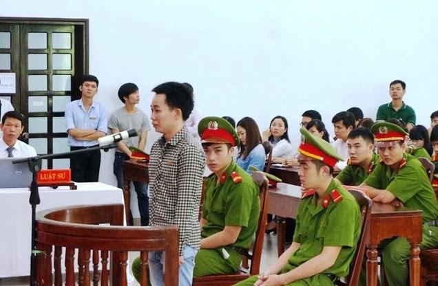 Những giọt nước mắt muộn màng của kẻ sát nhân