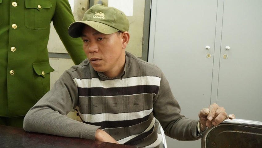 Đối tượng Đặng Văn Quý tại cơ quan Công an. (Ảnh: Công an Bắc Kạn).