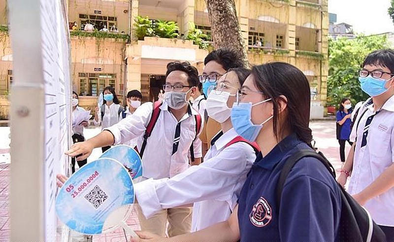 Nhiều trường hợp học sinh, sinh viên sẽ được miễn học phí từ tháng 10/2021. Ảnh minh họa.