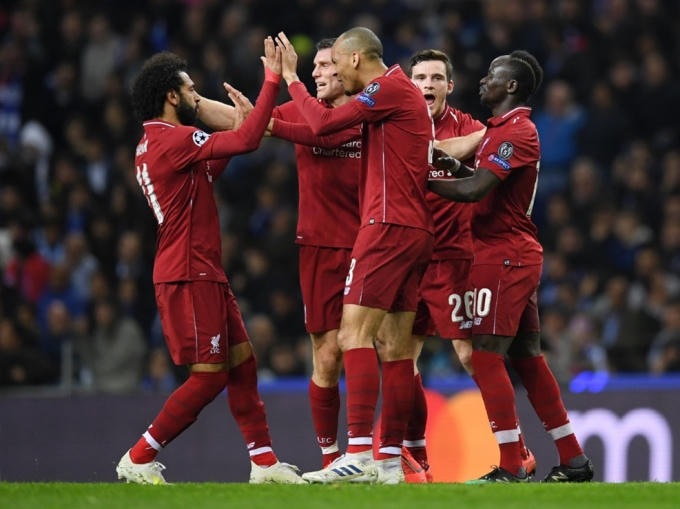 Liverpool đoạt vé bán kết với chiến thắng chung cuộc 6-1