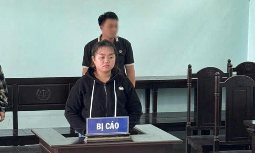Bị cáo Nguyễn Thị Huỳnh Tuyền tại phiên toà.