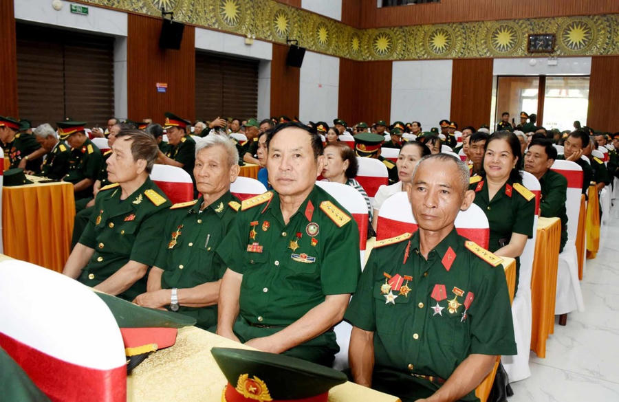 Đây là dịp để các Cựu chiến binh Sư đoàn 320 cùng nhau ôn lại truyền thống vẻ vang của dân tộc.