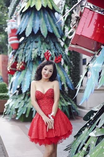 Nhưng nữ danh hài vẫn rất trẻ trung. (Photo: Ryo Vo- Make up: Trọng Nguyễn