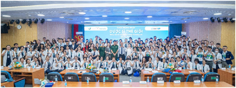 Các dược sĩ Pharmacity tham gia sự kiện với nhiều hoạt động ý nghĩa