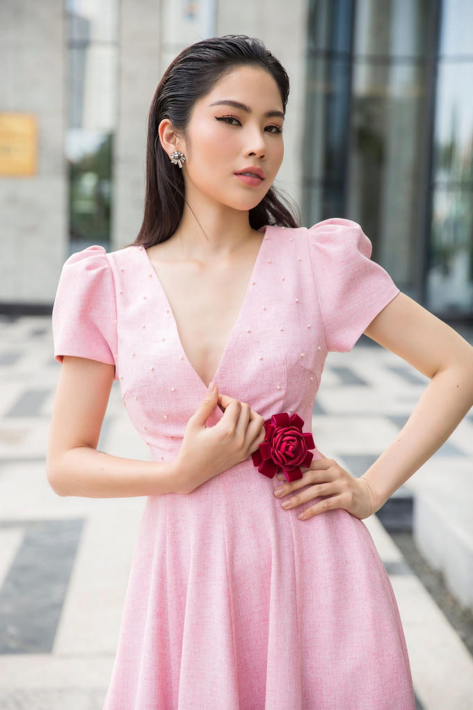 Nam Anh cũng muốn chia sẻ với những ai đang yêu, rằng hãy trân trọng những gì mình đang có. Còn với những ai chưa tìm được một nửa của mình thì xem như duyên chưa đến, và chắc chắn đến lúc nào đó ta cũng sẽ tìm được ai đó bên cạnh, hiểu và sẻ chia.