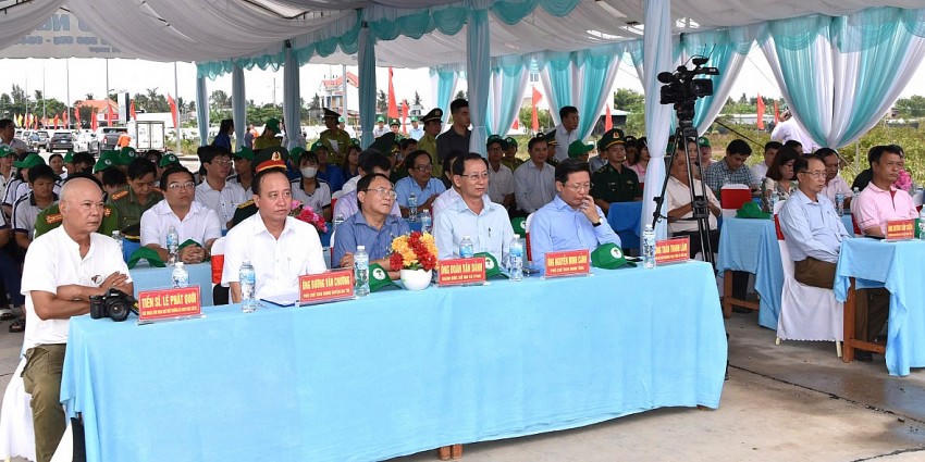 UBND tỉnh Bến Tre kêu gọi các cấp, các ngành, địa phương và toàn thể Nhân dân tiếp tục hưởng ứng tích cực