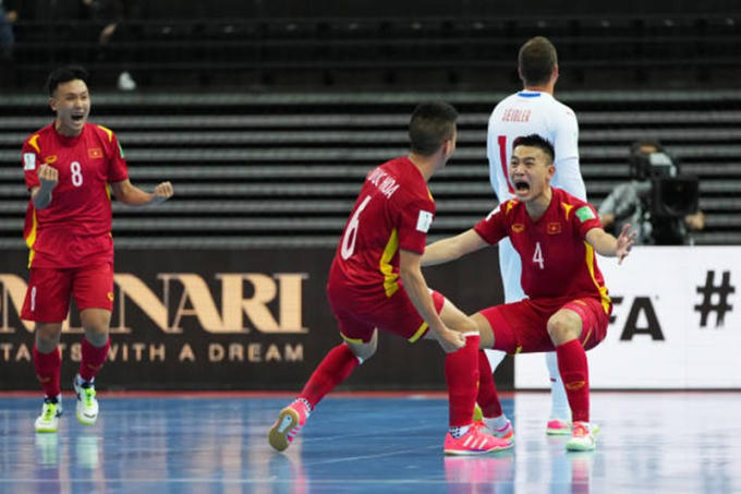 futsal-world-cup-viet-nam-czech-2_niir