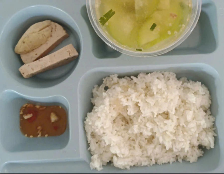 Hình ảnh khay cơm do giáo viên cung cấp