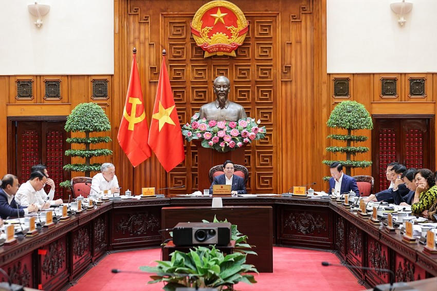 Chủ động ứng phó kịp thời, linh hoạt trong mọi tình huống, khẩn trương hỗ trợ doanh nghiệp, người dân