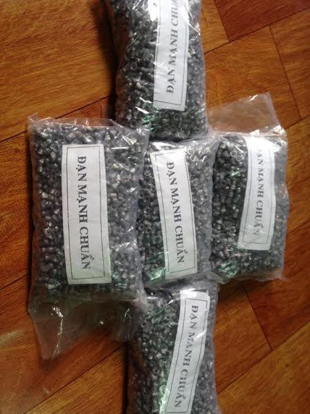 Đạn chì rao bán công khai trên mạng.