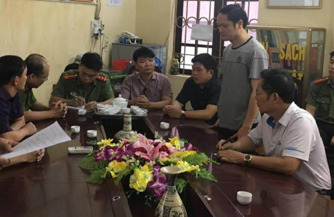 Ông Vũ Trọng Lương tại buổi làm việc với lực lượng chức năng.