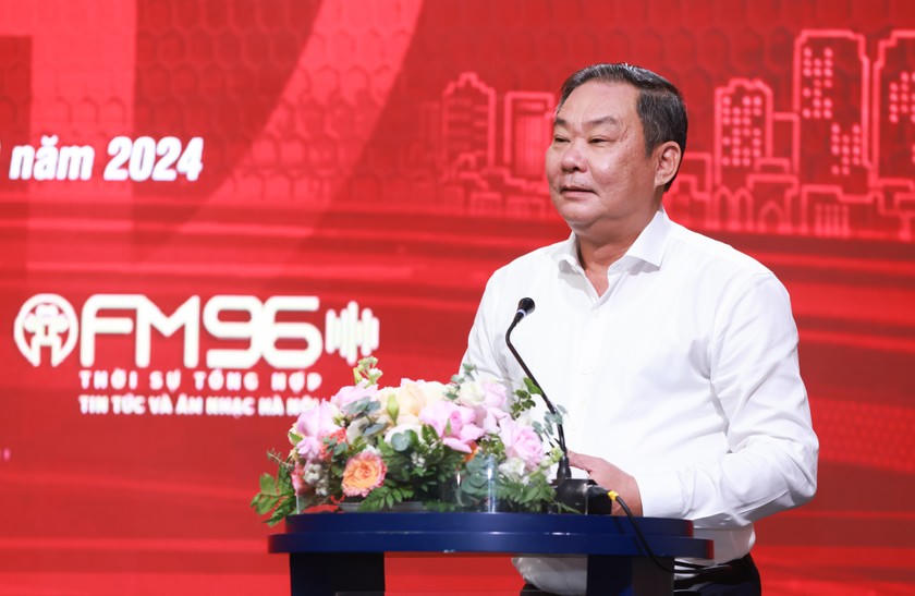 Ông Lê Hồng Sơn - Phó Chủ tịch Thường trực UBND thành phố, Chủ tịch Hội đồng Phối hợp phổ biến giáo dục pháp luật thành phố Hà Nội khẳng định, đây là bước tiến quan trọng trong công tác tuyên truyền và phổ biến pháp luật, góp phần nâng cao nhận thức pháp luật cho người dân.