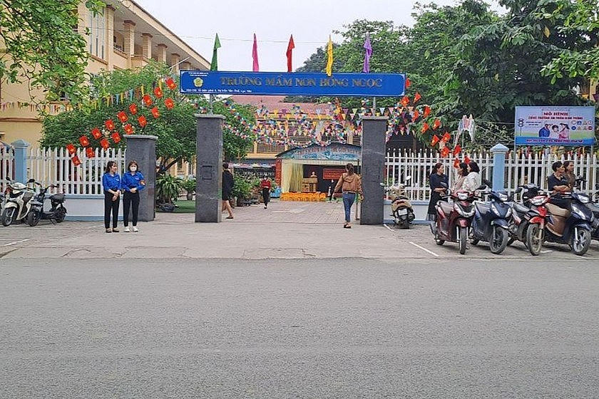 Mô hình “Cổng trường an toàn giao thông” phát huy hiệu quả tại Yên Bái. (Ảnh: yenbai.gov.vn)