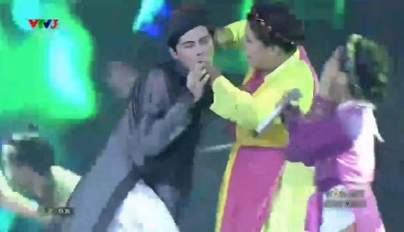 Liveshow 8 The Remix: Noo Phước Thịnh dẫn đầu “đại náo” sân khấu