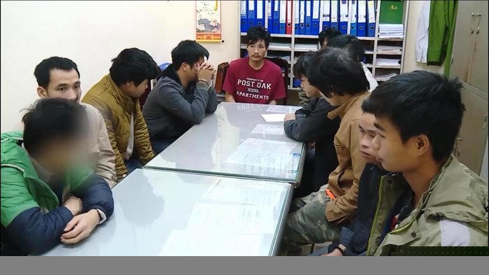 Nhóm người nghi được chủ thầu xây dựng phát lương bằng ma tuý.
